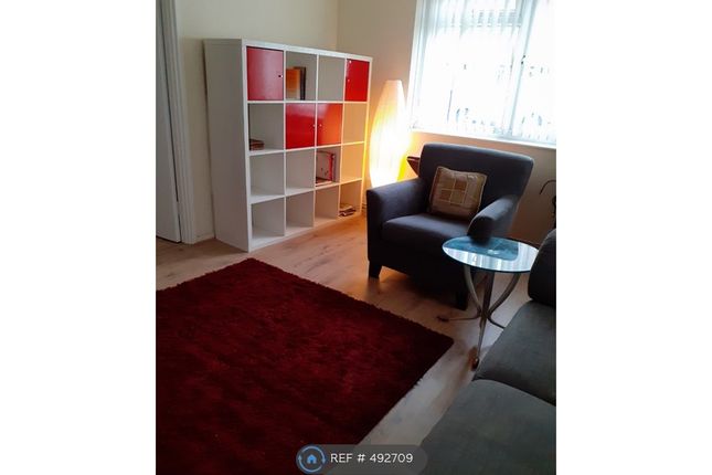 1 Bedroom Flats To Let Near Dormers Wells High School London Ub1