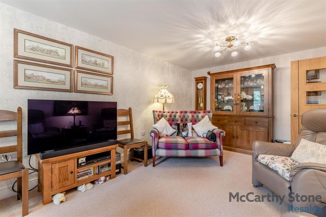 20 Humphrey Court, The Oval, Stafford photo 3