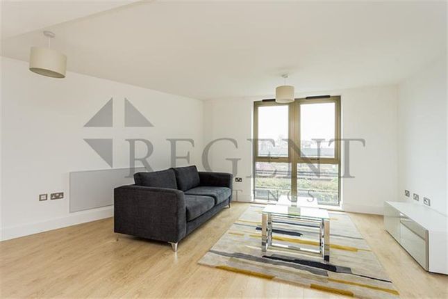 Thumbnail Flat to rent in Bedford Road, Clapham