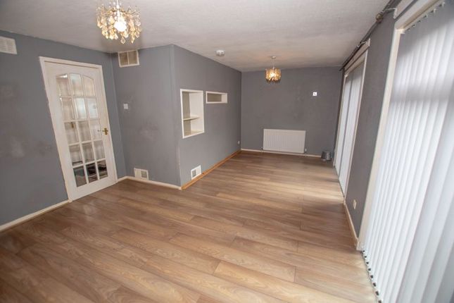 382, Megginch Place, Glenrothes photo 2