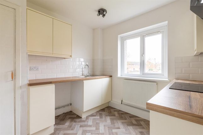 Flat for sale in Warley Road, Scunthorpe