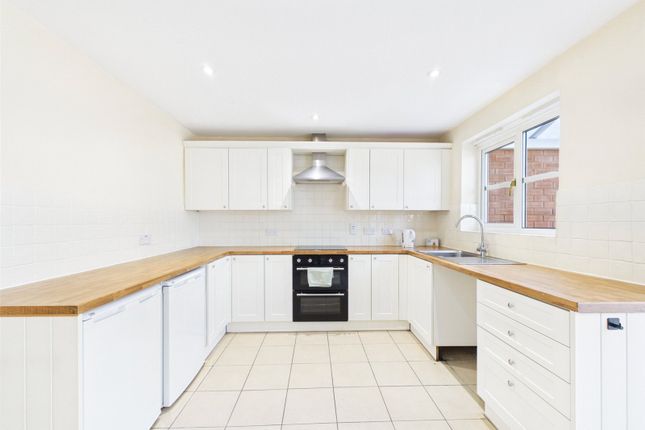 76, Hamer Street, Gloucestershire photo 4