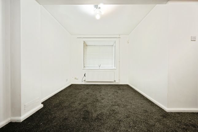 10, Byerly Place, Milton Keynes photo 3