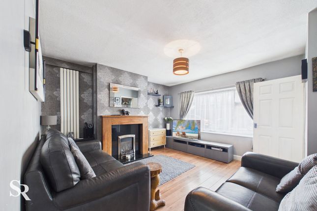 64 Park Road, High Peak photo 2