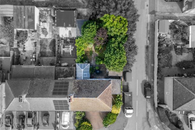 12 Denton Court Road, Gravesend, Kent photo 2