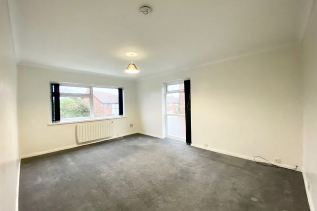 Flat for sale in Byfield Court, Station Road, West Horndon