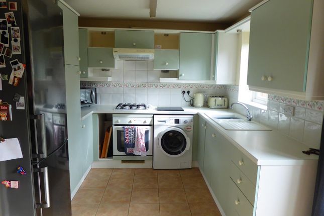 6, Downham Walk, Dursley photo 3