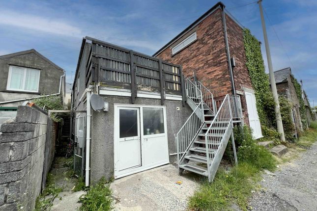 A 1 Bedroom First Floor Flat For Rent