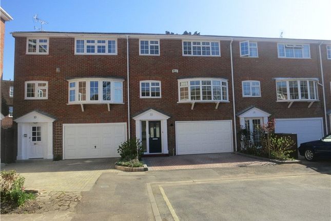 Thumbnail Terraced house to rent in Baronsmead, Henley-On-Thames, Oxfordshire