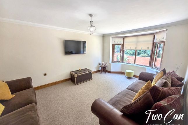 56A, Havard Road, Llanelli photo 4