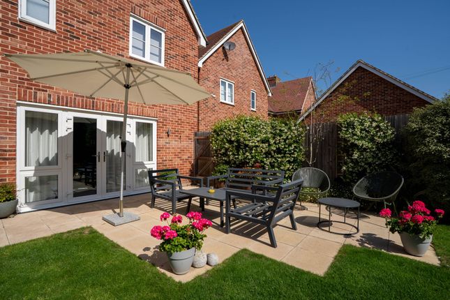 5 Farriers Way, Cambridge photo 4