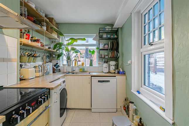 15, Acre Road, Kingston Upon Thames photo 3