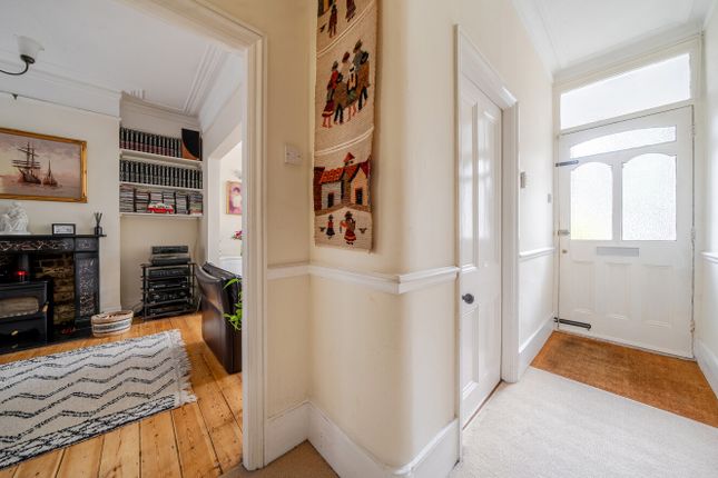 7, Hopedale Road, London photo 4