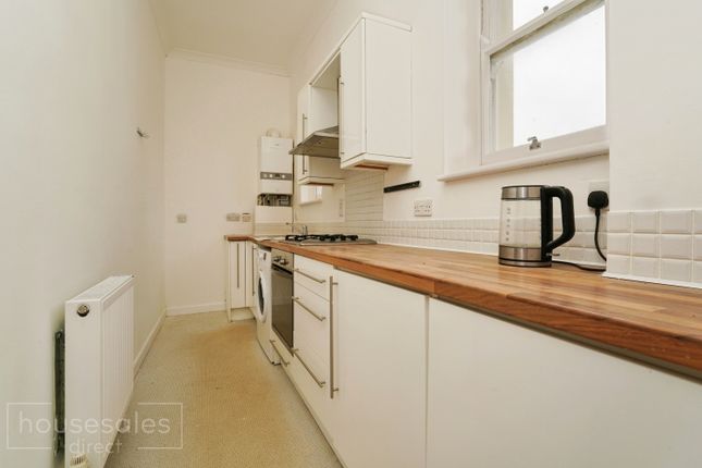 Flat 3, 50 Grosvenor Street, Cheltenham photo 2