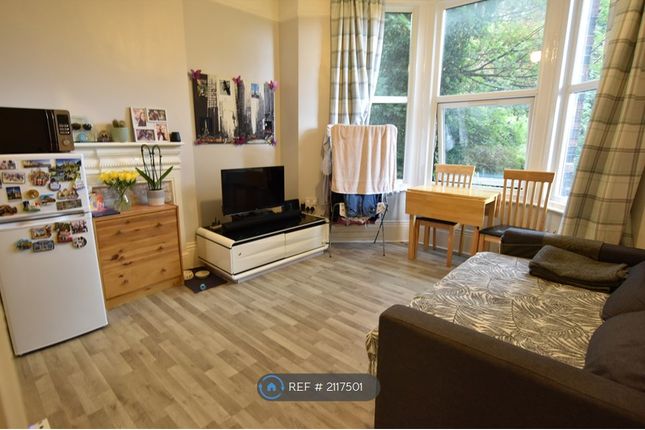 Flat to rent in Hart Hill Drive, Luton
