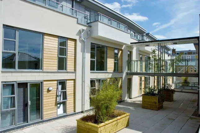 Property 1 of 7. Communal Terrace