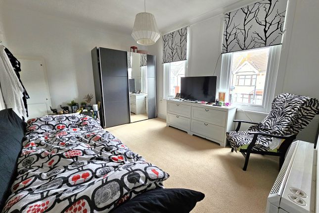 Flat for sale in Church Road, Manor Park, London