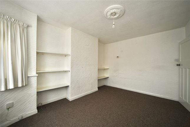 235A, Fullwell Avenue, Essex photo 3