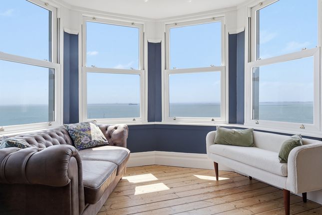 2 San Remo Mansions, San Remo Parade, Westcliff-on-sea photo 2
