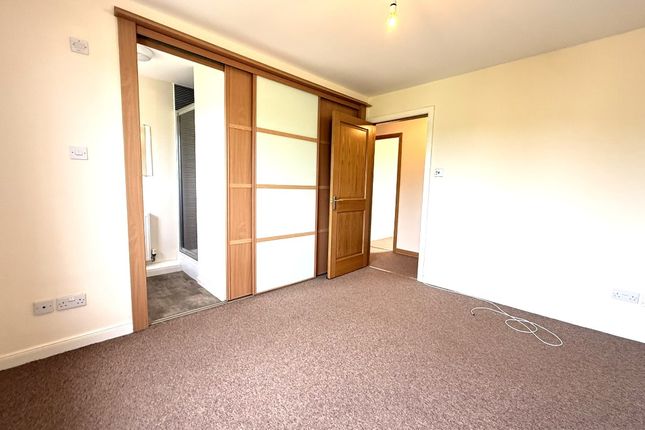 Caledonia Court, Rosyth, Fife, KY11 2ZJ, Fife photo 5