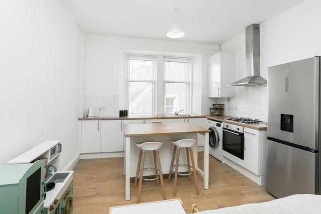 Thumbnail Flat for sale in 115 High Street, Tranent