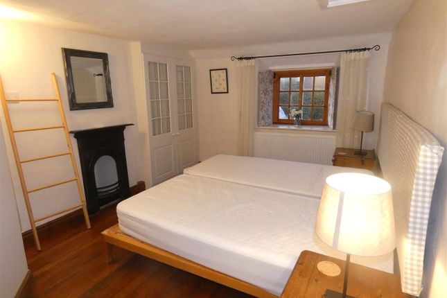 Cottage to rent in Main Street, Hotham, York