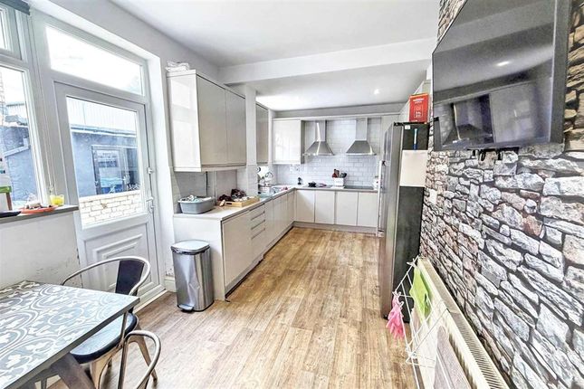 46, Grey Street, HULL photo 2