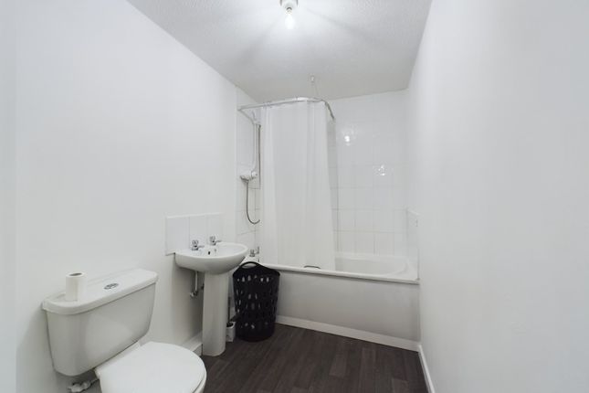 31, Bankside Court, Litherland photo 4