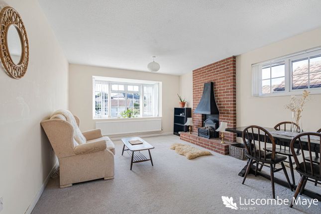 42, Brakefield, South Brent photo 2
