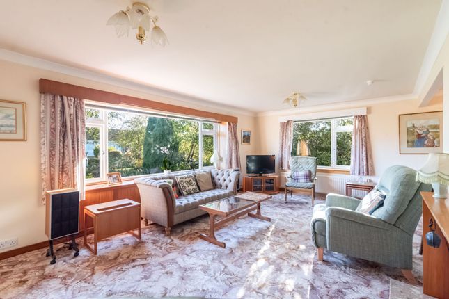 10, Langside Drive, Comrie photo 2