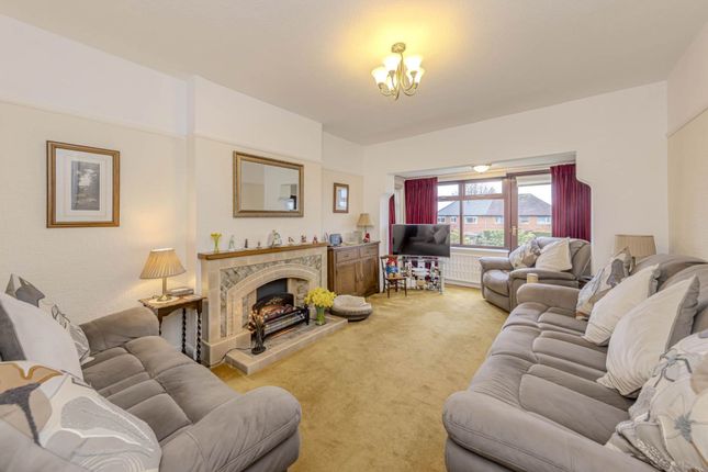 68 Chell Green Avenue, Stoke-On-Trent photo 4