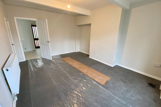 17, Garden Walk, Bilston photo 2
