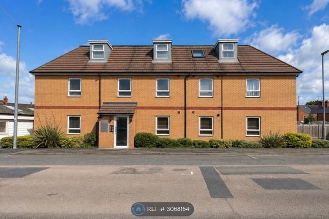 Flat   Ruskin Road, Northampton photo 2