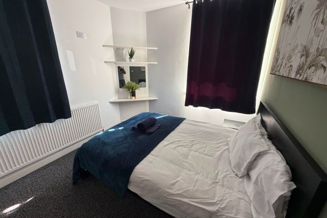 Flat 27, Villiers Road, Watford photo 4