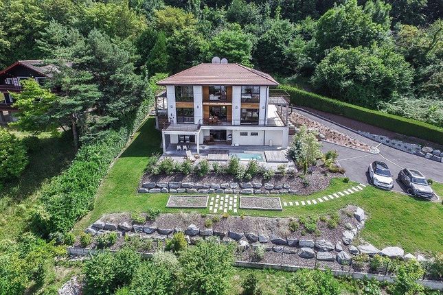Villa for sale in Publier, Evian / Lake Geneva, French Alps / Lakes