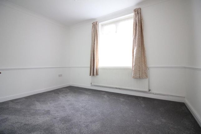 8729k, Dorset Waye, Hounslow photo 2