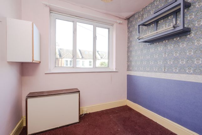 Terraced house for sale in Evelyn Road, Wimbledon, London