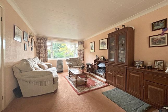 7, Rowan Drive, Sleaford photo 4