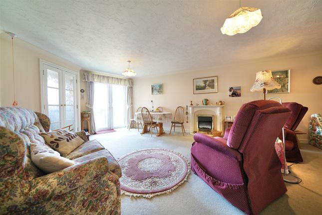 69, Swannery Court, Commercial Road, Weymouth photo 4