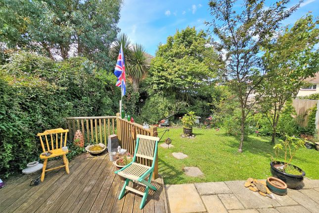 4, Wellow Gardens, POOLE photo 2