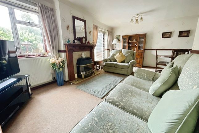 150, Vernier Avenue, Kingswinford photo 2