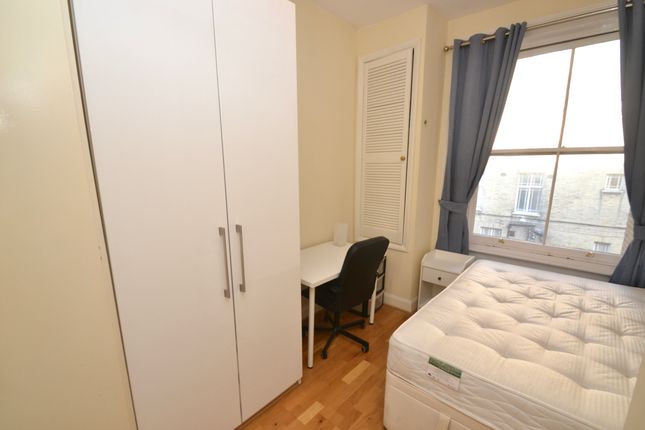 Duplex to rent in Hatherley Grove, London