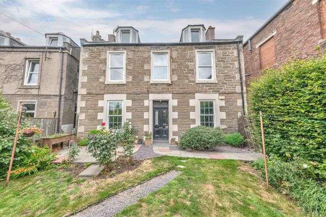 5 Westfield Lane Dundee-15.Jpg
