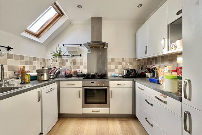 Flat 13, Salisbury Heights, 8, Salisbury Road, Dorset photo 2