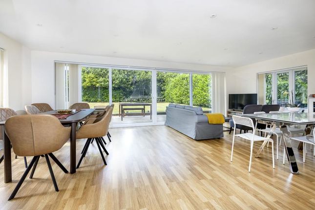 The Lodge 7, Monks Road, Wentworth Estate photo 2