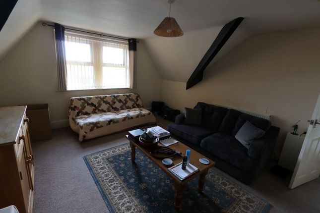 12, Harcourt Road, Llandudno photo 3