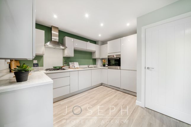 Plot 39 Roundhouse Avenue, Felixstowe photo 4