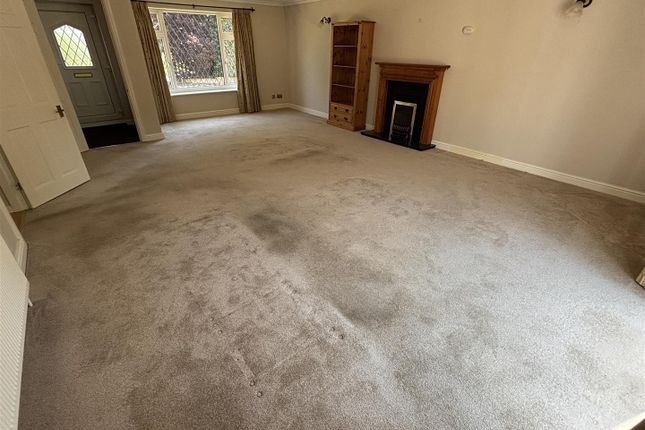 6, Chapel Lane, Barrow-On-Trent photo 2