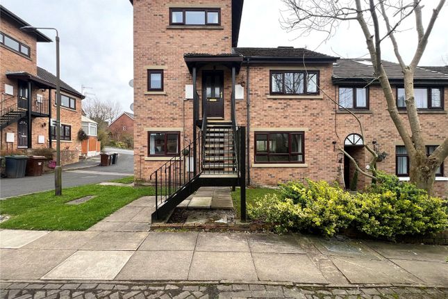 2-bed flat on 5, Jubilee Gardens, High Peak, £130,000