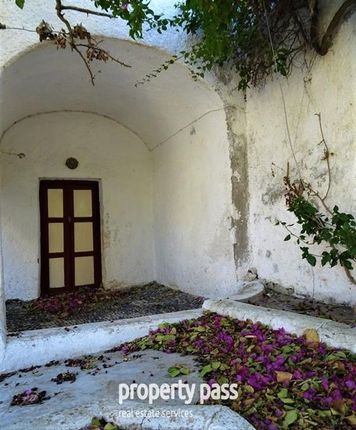 Property for sale in Santorini-Oia Cyclades, Cyclades, Greece